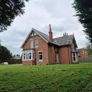 Guest house Dawson House