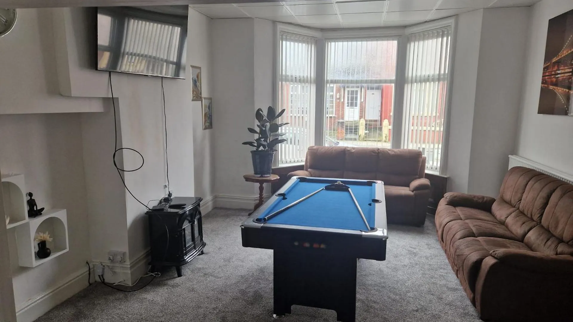 Lynalan Hotel Blackpool United Kingdom
