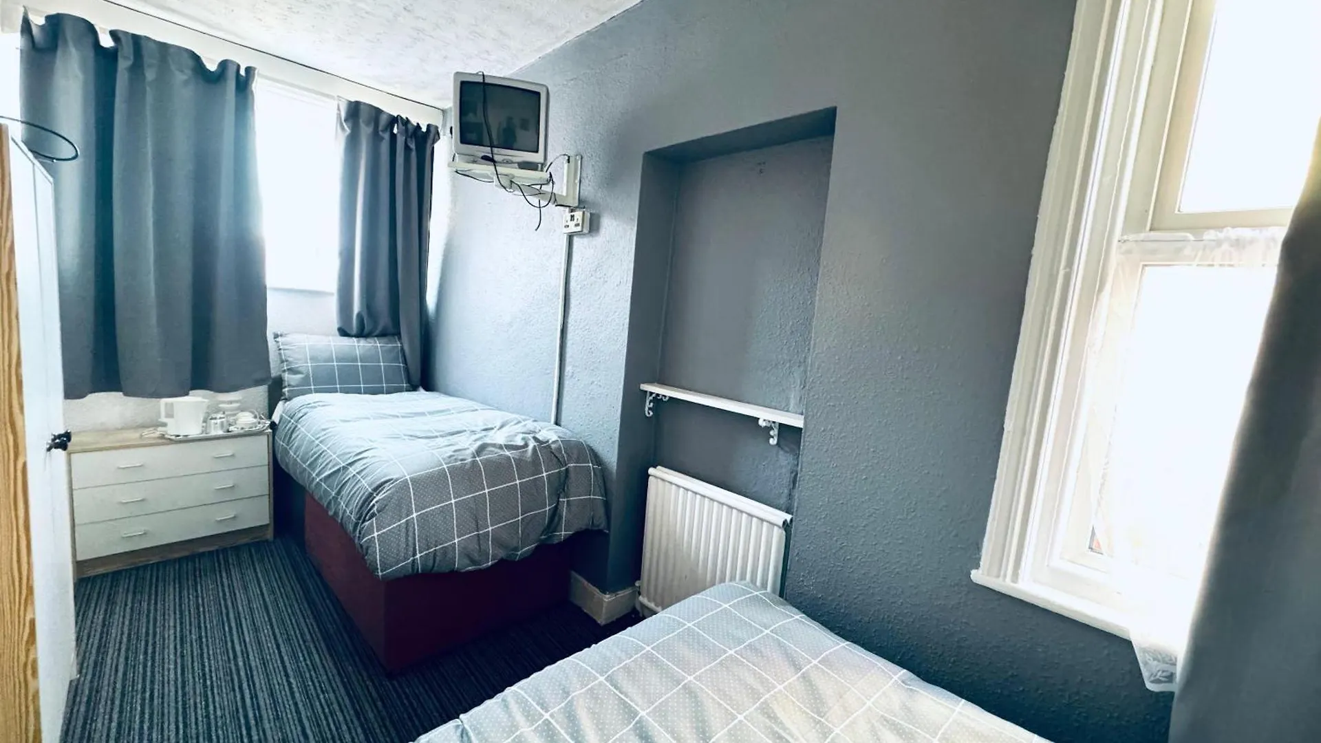 Lynalan Hotel Blackpool